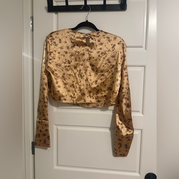Zara Gold Long Sleeve Crop Blouse - Picture 2 of 3